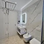 Aparthotel David's Vlorë